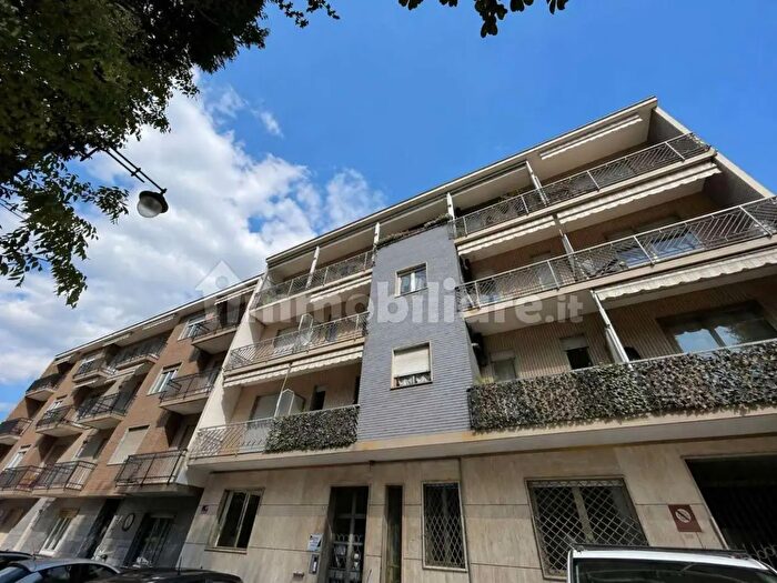 Appartamento trilocale in vendita in Via Capra, Rivoli