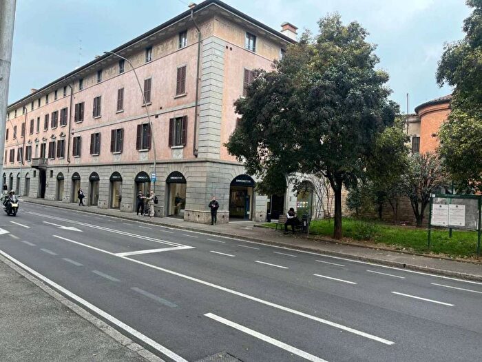 Appartamento trilocale in affitto in via Palma il Vecchio, Centro, Bergamo