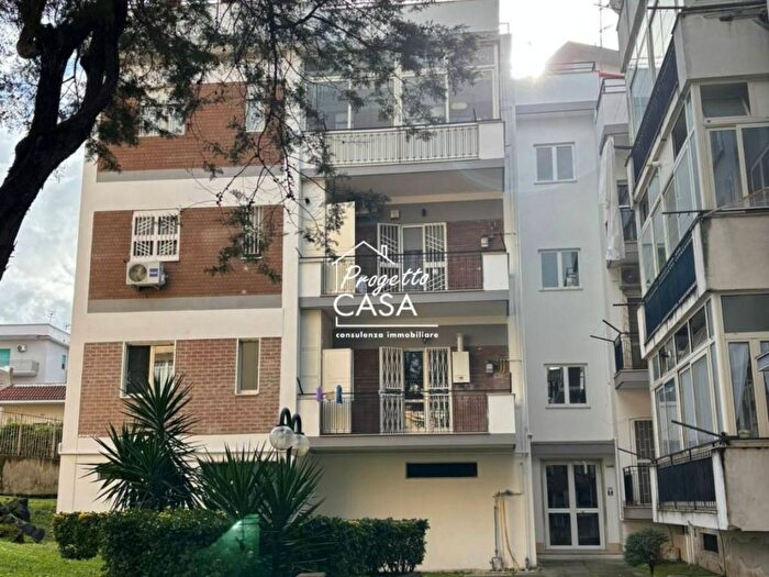 Appartamento quadrilocale in affitto in Via Europa, Cercola