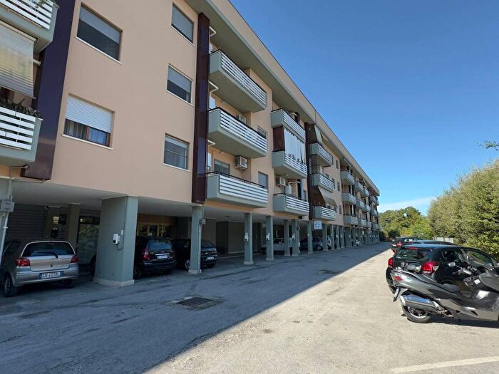 Casa trilocale in affitto in Via Ticino, Quartiere Europa, Latina
