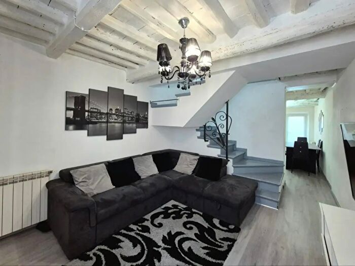 Casa con 6 locali in vendita in a l Paolinelli, Capannori