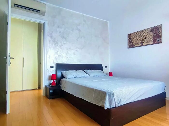 Appartamento monolocale in affitto in Via Abelardo Pecorini, Milano