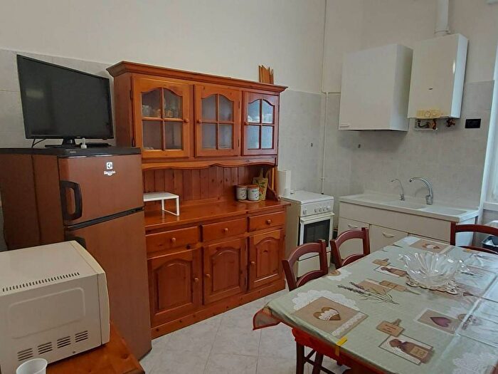 Appartamento trilocale in affitto in Via Giovanni Battista Carta, Ponte Nuovo, Milano