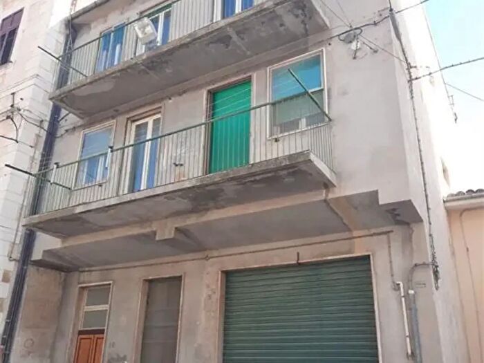 Appartamento con 9 locali in vendita in Largo Castello, Atessa