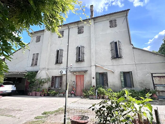 Casa con 6 locali in vendita in Brugine