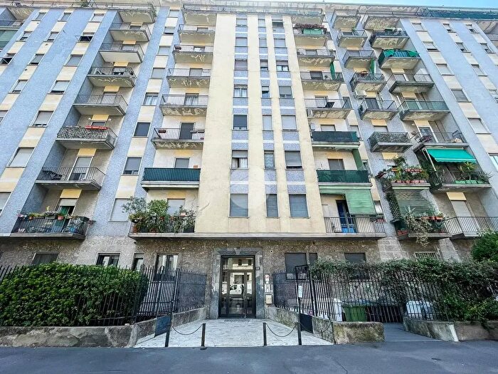Appartamento bilocale in vendita in Via Vincenzo da Seregno, Milano