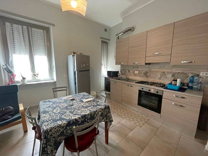 Appartamento trilocale in affitto in Via Villa Giusti, Pozzo Strada, Torino
