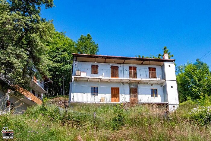 Casa con 7 locali in vendita in Condove