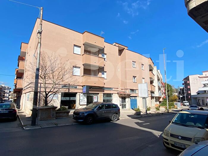 Appartamento con 5 locali in vendita in Via Colamonico, Cassano Delle Murge