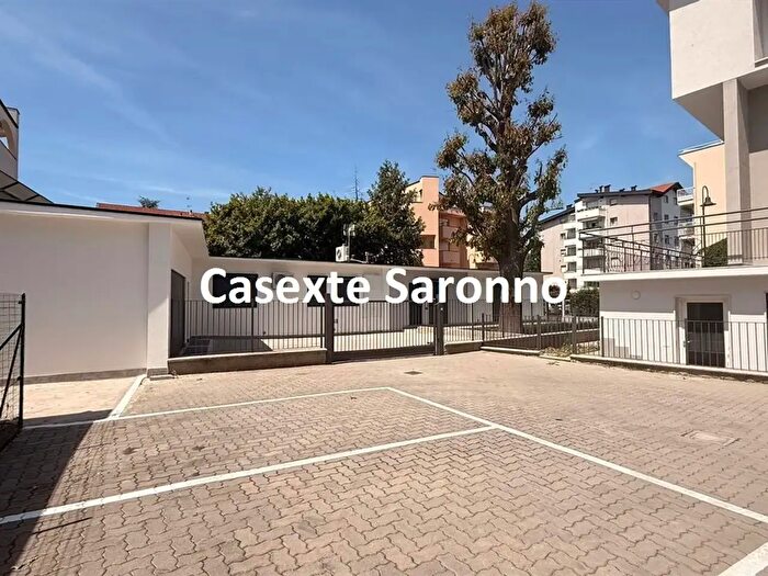 Casa trilocale in vendita in Via Roma, Cardano Al Campo