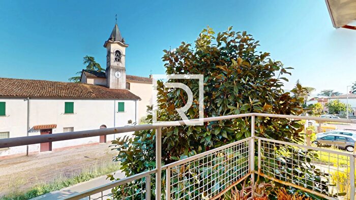 Casa quadrilocale in vendita in Via Trieste Brisighella, Brisighella