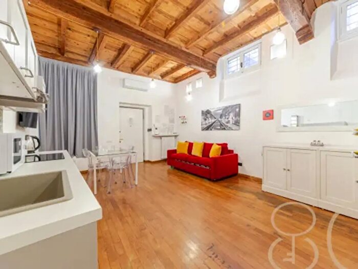 Appartamento bilocale in vendita in Corso di Porta Ticinese, Milano
