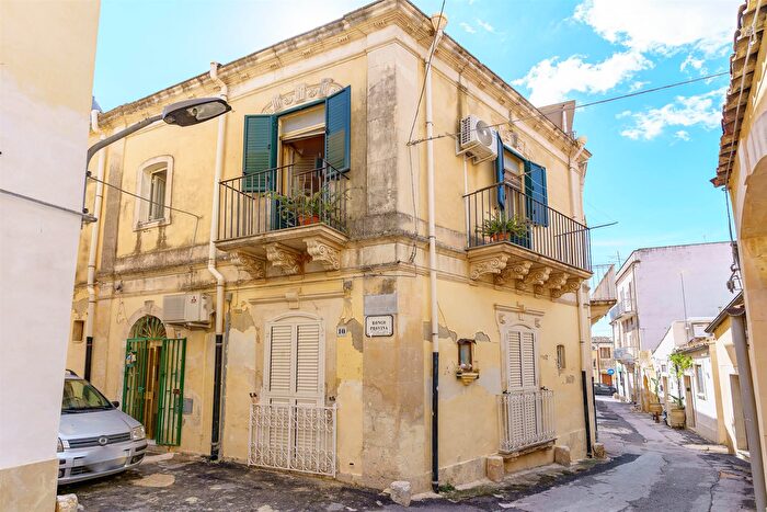 Appartamento bilocale in vendita in Ronco Provina, Noto