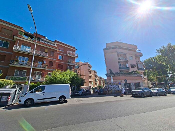 Casa monolocale in vendita in Via Giulia di Colloredo, Monteverde Nuovo, Roma