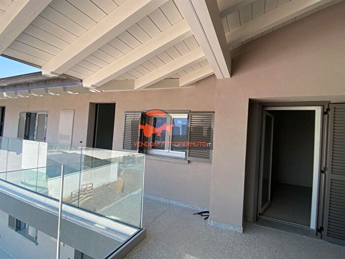 Appartamento trilocale in vendita in Via Arici, Telgate