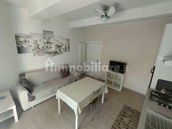 Appartamento bilocale in affitto in Via Livia Gereschi, San Francesco, Pisa