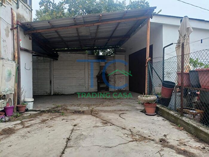 Appartamento con 7 locali in vendita in Str Padana Inferiore, Caorso