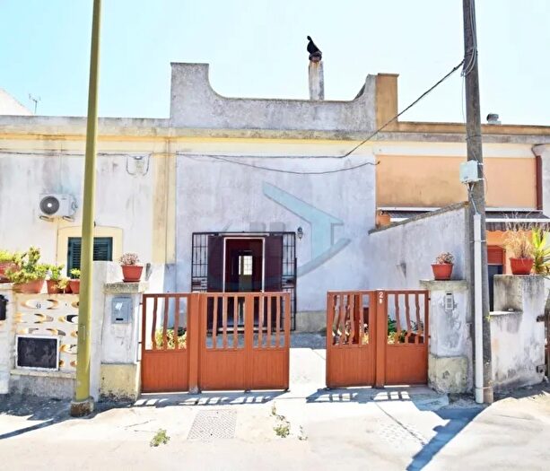 Casa trilocale in vendita in Gagliano Del Capo