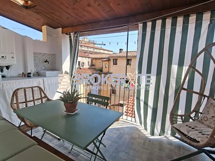 Casa quadrilocale in vendita in Icolo del Du, Carrara