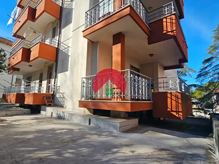 Appartamento con 5 locali in vendita in Via Ernesto De Martino, Matera