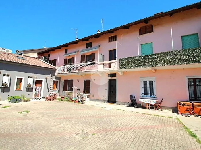 Appartamento quadrilocale in vendita in Via S Gervasio, Brandizzo