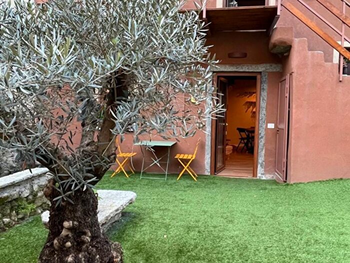 Appartamento bilocale in affitto in Via Vergante, San Carlo, Arona