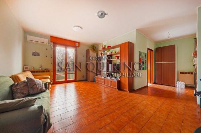 Appartamento trilocale in vendita in Via Vivaldi, Cavezzo