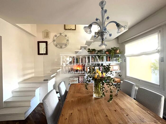 Appartamento con 6 locali in vendita in Via Legione Antonini, Vicenza