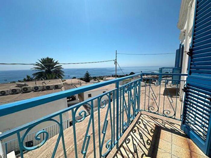 Casa con 6 locali in vendita in Via Roma, Lipari