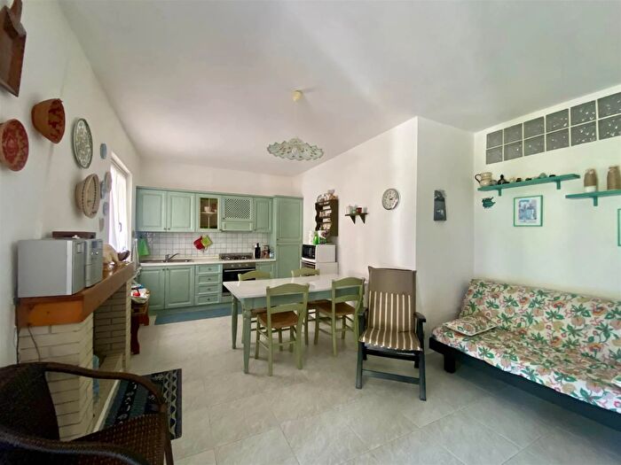 Appartamento trilocale in vendita in Calasetta