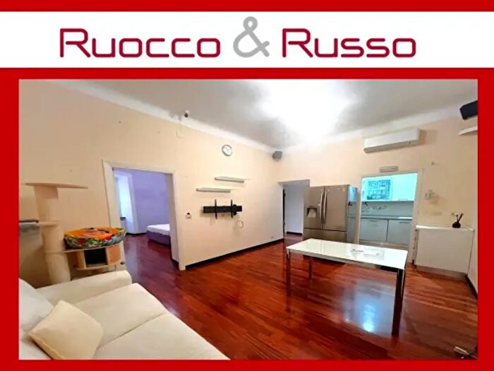 Appartamento trilocale in vendita in Genova