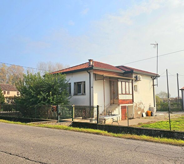 Casa trilocale in vendita in Via Boschette, Ospedaletto Euganeo