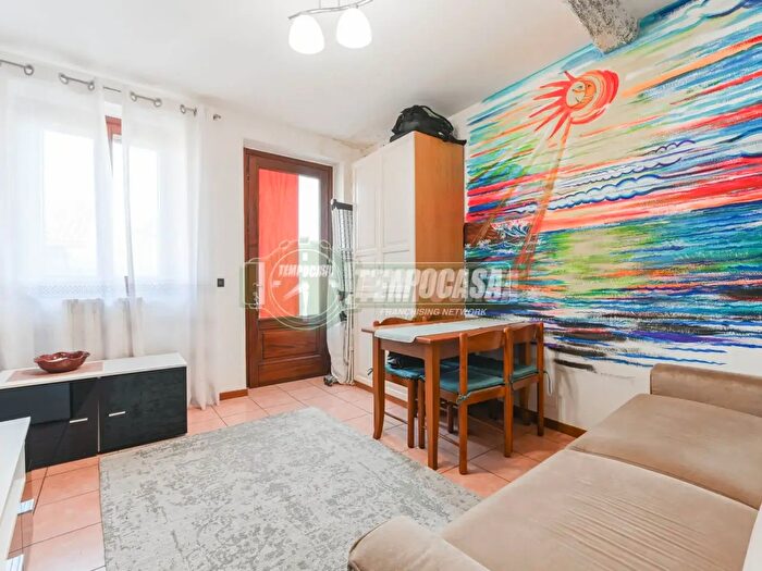 Appartamento bilocale in vendita in Vimercate