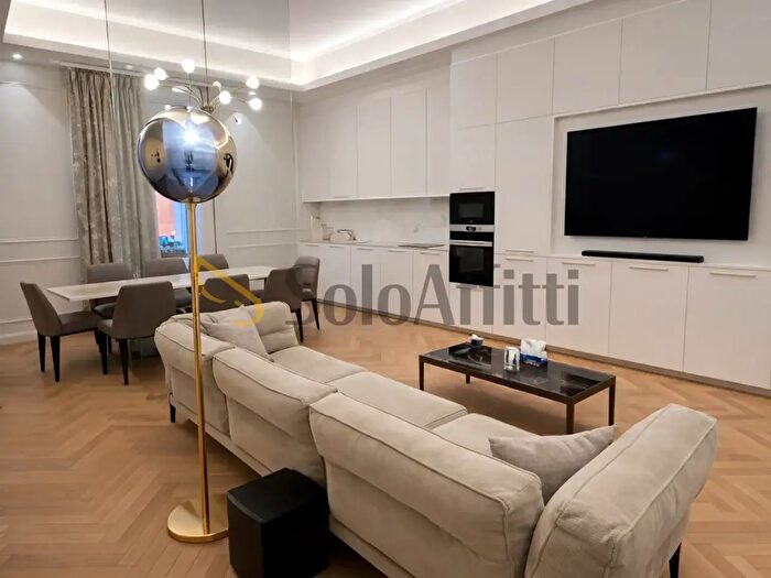 Appartamento trilocale in affitto in Via dAzeglio, Bologna