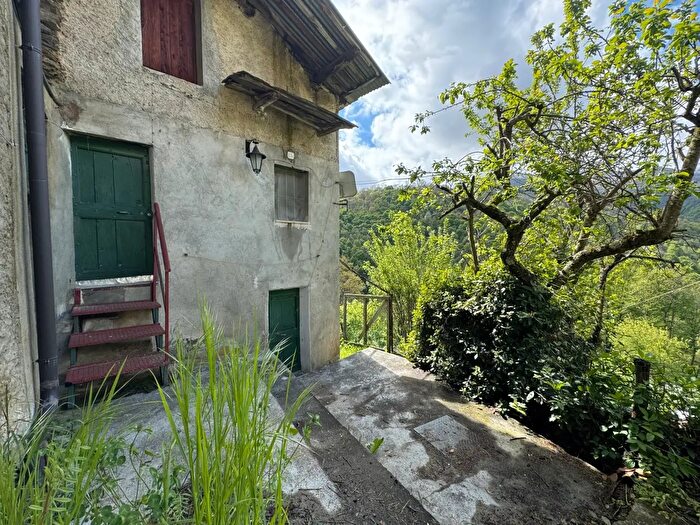 Casa trilocale in vendita in Borgata Ruera, Oncino