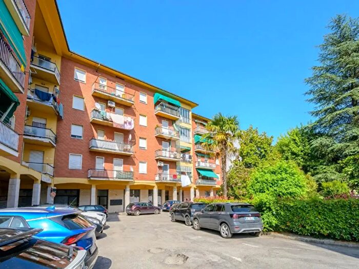 Appartamento trilocale in vendita in Via Roma, Zola Predosa