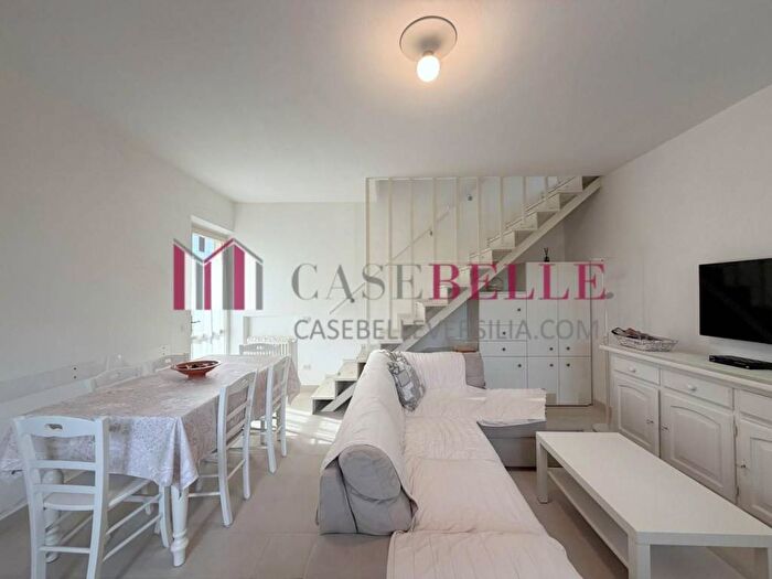 Casa con 6 locali in affitto in Via Carlo Pisacane, Pietrasanta