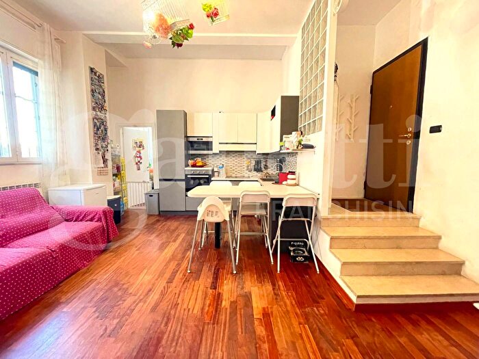 Appartamento bilocale in vendita in Via Monti Lepini, Milano