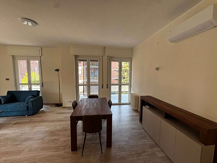 Appartamento con 5 locali in affitto in Viale Teresa Michel, Galimberti, Alessandria