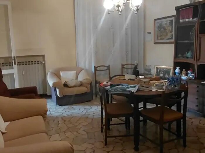 Appartamento con 5 locali in vendita in Via Bajardi, Padova