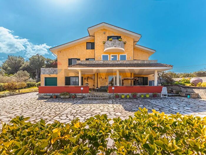 Casa con 8 locali in vendita in SV Baddelonga Russeglia, Sassari