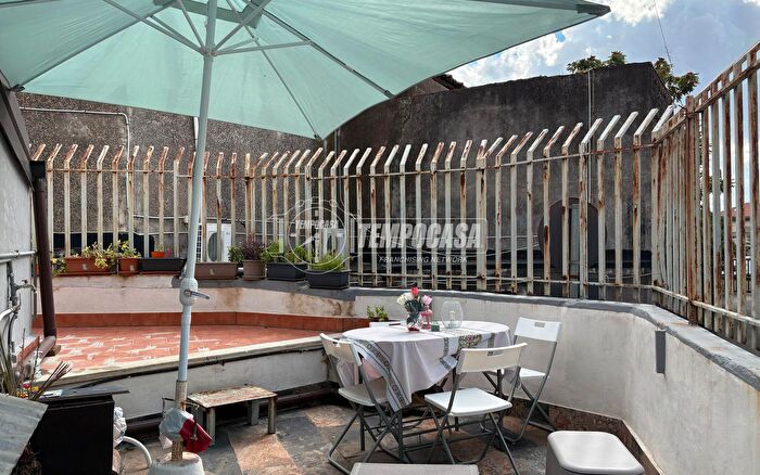 Casa bilocale in vendita in Via LI Pani, Mascalucia