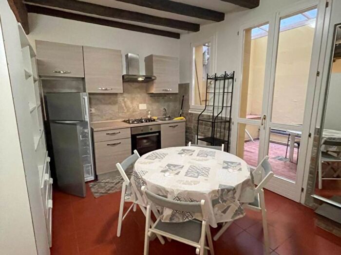 Appartamento monolocale in affitto in Via delle Belle Arti, Irnerio, Bologna