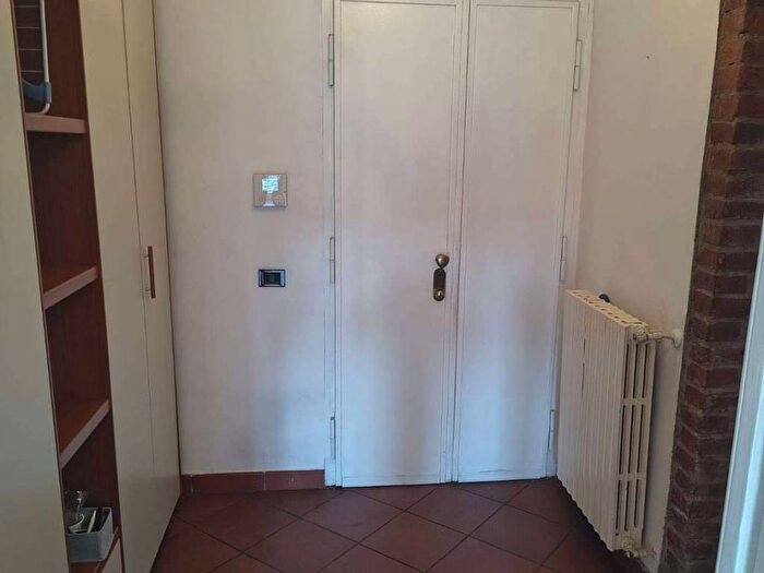 Appartamento trilocale in affitto in via Lazzaro Papi, Porta Romana Medaglie d'Oro, Milano
