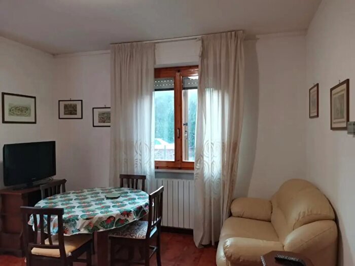 Appartamento trilocale in affitto in Colle Di Val D'Elsa