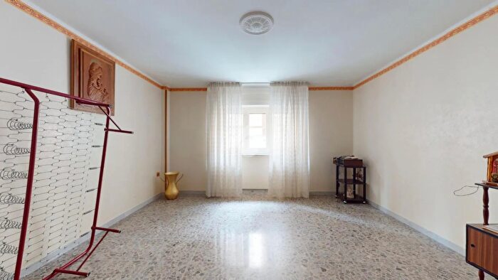 Appartamento trilocale in vendita in Via Carlo Fedele, Martina Franca