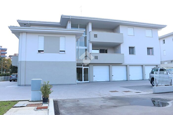 Appartamento trilocale in affitto in V dei Navigatori, Maranello