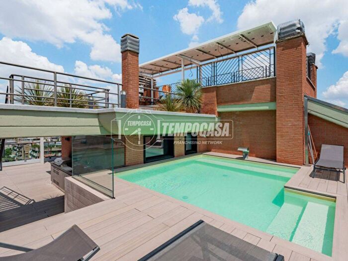 Casa quadrilocale in affitto in Via Copenaghen, Torrino, Roma