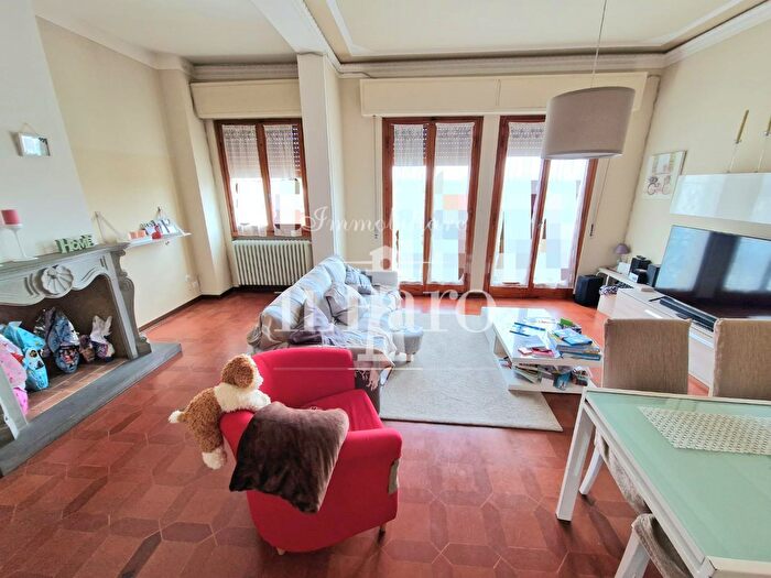 Casa con 10 locali in vendita in Iero Calamandrei, Signa