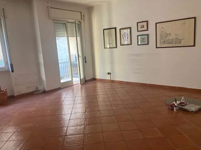 Appartamento con 5 locali in vendita in Via Cavour, Brindisi